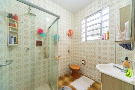 Casa para alugar com 120m², 3 quartos e 2 vagasBanheiro Social