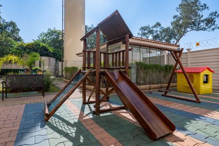 Studio para alugar com 26m², 1 quarto e sem vaga Studio para alugar com 26m², 1 quarto e sem vagaÁrea comum - Playground