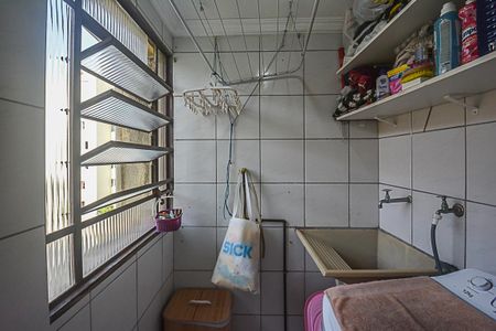 Apartamento para alugar com 52m², 2 quartos e 1 vagaÁrea de Serviço