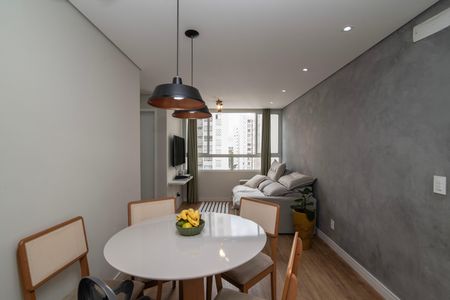 Apartamento para alugar com 56m², 2 quartos e 1 vaga Apartamento para alugar com 56m², 2 quartos e 1 vagaSala