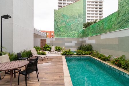 Apartamento para alugar com 28m², 1 quarto e sem vagaÁrea comum - Piscina