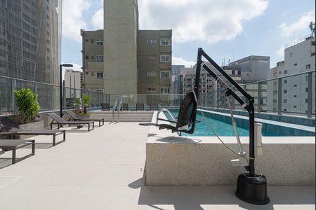 Studio à venda com 21m², 1 quarto e sem vaga Studio à venda com 21m², 1 quarto e sem vagaÁrea comum - Piscina