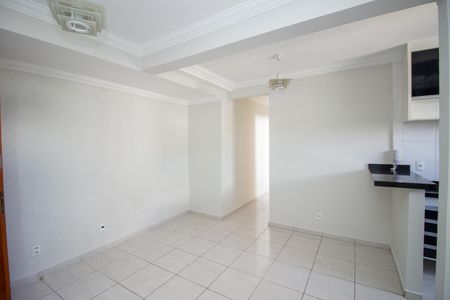 Sala de apartamento à venda com 2 quartos, 60m² em Parque Xangri-lá, Contagem