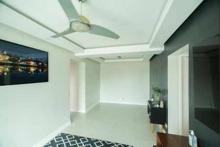 Apartamento à venda com 90m², 3 quartos e 2 vagasSala