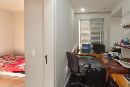 Apartamento à venda com 80m², 2 quartos e 3 vagasQuarto 1 Escritorio