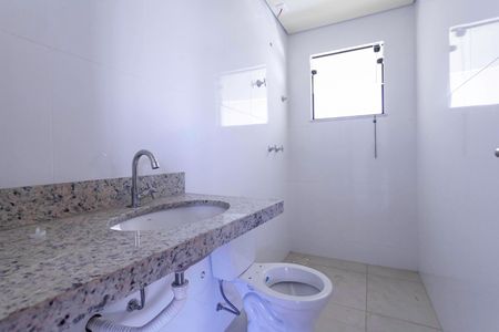 Casa à venda com 100m², 2 quartos e 1 vagaBanheiro da suíte 