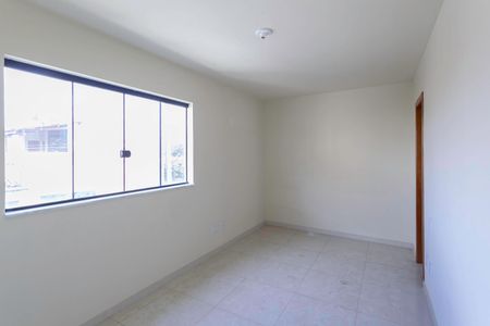 Casa à venda com 100m², 2 quartos e 1 vagaSuíte 