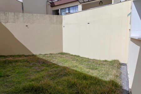 Casa à venda com 100m², 2 quartos e 1 vagaQuintal