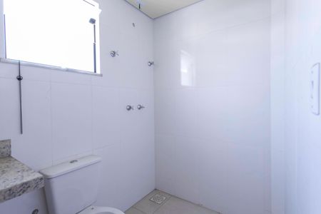 Casa à venda com 100m², 2 quartos e 1 vagaBanheiro social 
