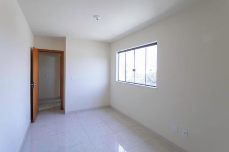 Casa à venda com 100m², 2 quartos e 1 vagaSuíte 