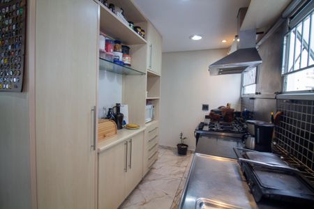 Apartamento à venda com 122m², 3 quartos e 1 vagaCozinha