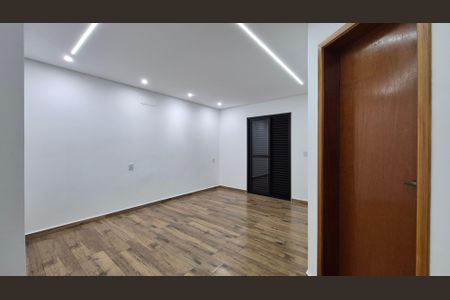 Casa à venda com 155m², 3 quartos e 4 vagasSuíte