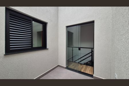 Casa à venda com 155m², 3 quartos e 4 vagasArea externa