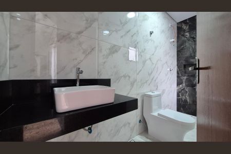 Casa à venda com 155m², 3 quartos e 4 vagasBanheiro