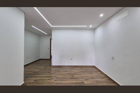 Casa à venda com 155m², 3 quartos e 4 vagasSuíte