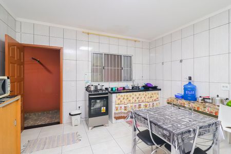 Casa à venda com 136m², 2 quartos e 2 vagasCozinha