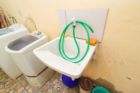 Casa à venda com 136m², 2 quartos e 2 vagasÁrea de Serviço