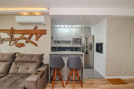 Sala de apartamento à venda com 2 quartos, 62m² em São Sebastião, Porto Alegre