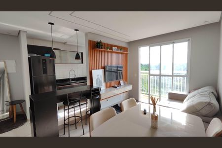 Sala de apartamento para alugar com 2 quartos, 50m² em Parque Imperial, Ferraz de Vasconcelos