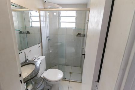 Banheiro de apartamento para alugar com 2 quartos, 45m² em Morumbi, São Paulo