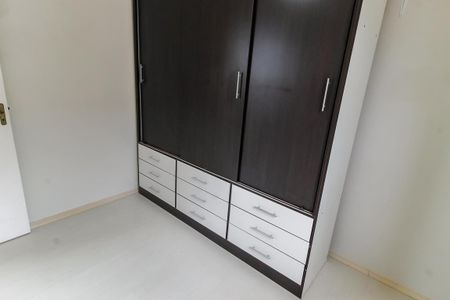 Apartamento para alugar com 45m², 2 quartos e 1 vagaQuarto 2 - Armários