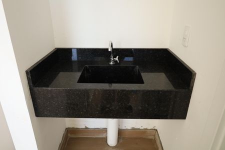 Apartamento à venda com 35m², 2 quartos e sem vagaBanheiro