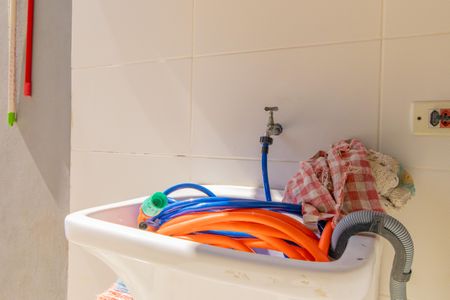 Casa para alugar com 58m², 2 quartos e 1 vaga Casa para alugar com 58m², 2 quartos e 1 vagaÁrea de Serviço