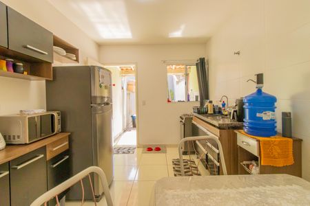 Casa para alugar com 58m², 2 quartos e 1 vaga Casa para alugar com 58m², 2 quartos e 1 vagaCozinha