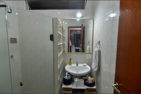 Apartamento à venda com 169m², 4 quartos e 2 vagasBanheiro Social