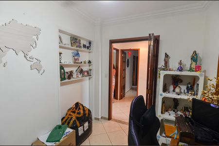 Apartamento à venda com 169m², 4 quartos e 2 vagasQuarto 1