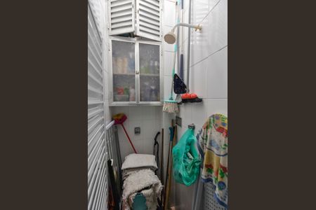 Apartamento à venda com 169m², 4 quartos e 2 vagasBanheiro de Serviço