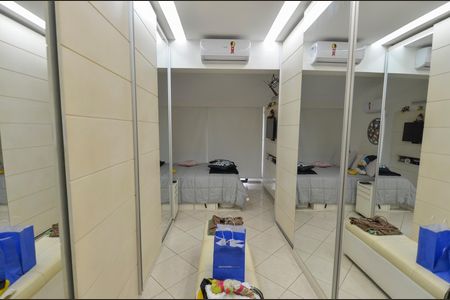 Apartamento à venda com 169m², 4 quartos e 2 vagasSuíte 1