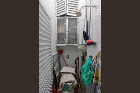 Apartamento à venda com 169m², 4 quartos e 2 vagasBanheiro de Serviço