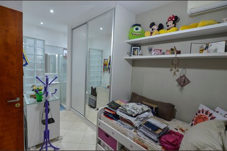 Apartamento à venda com 169m², 4 quartos e 2 vagasSuíte 2