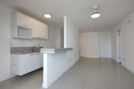 Apartamento para alugar com 81m², 2 quartos e 2 vagasSala/Cozinha