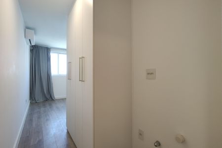 Apartamento para alugar com 81m², 2 quartos e 2 vagasQuarto 2 - Suíte