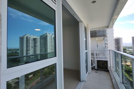 Apartamento para alugar com 81m², 2 quartos e 2 vagasVaranda