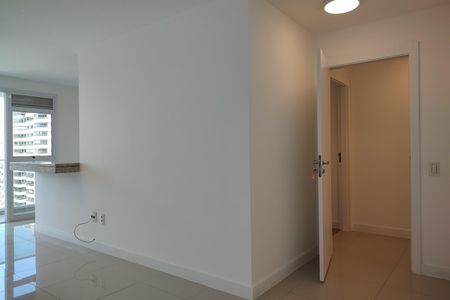 Apartamento para alugar com 81m², 2 quartos e 2 vagasSala