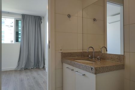 Apartamento para alugar com 81m², 2 quartos e 2 vagasBanheiro da Suíte 2