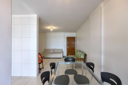 Apartamento para alugar com 86m², 2 quartos e 2 vagasSala