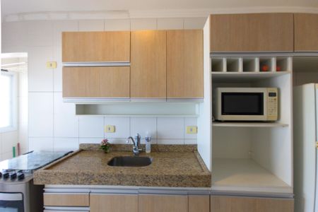 Apartamento para alugar com 86m², 2 quartos e 2 vagas Apartamento para alugar com 86m², 2 quartos e 2 vagasCozinha