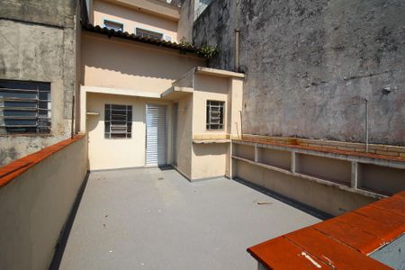 Casa à venda com 160m², 4 quartos e 1 vagaQuintal