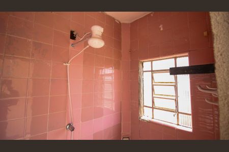 Casa à venda com 160m², 4 quartos e 1 vagaBanheiro 2