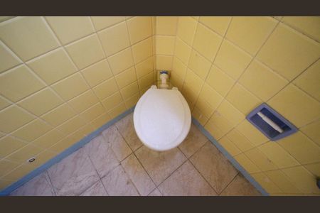 Casa à venda com 160m², 4 quartos e 1 vagaBanheiro 1