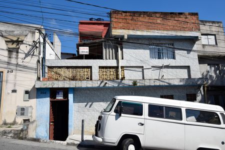 Casa para alugar com 70m², 2 quartos e sem vaga