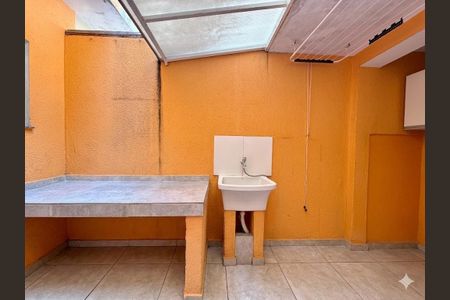 Casa à venda com 90m², 3 quartos e 1 vaga Casa à venda com 90m², 3 quartos e 1 vagaÁrea de Serviço/Quintal