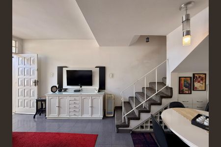 Casa à venda com 90m², 3 quartos e 1 vaga Casa à venda com 90m², 3 quartos e 1 vagaSala