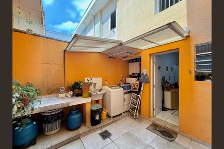 Casa à venda com 90m², 3 quartos e 1 vaga Casa à venda com 90m², 3 quartos e 1 vagaÁrea de Serviço/Quintal