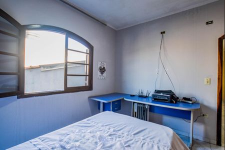 Casa à venda com 241m², 3 quartos e 3 vagasQuarto 2