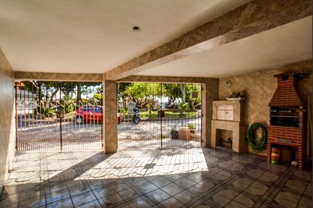 Casa à venda com 241m², 3 quartos e 3 vagasGaragem